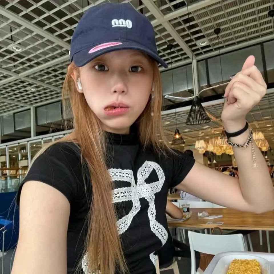 约翰·木兰尼和午餐小伙伴